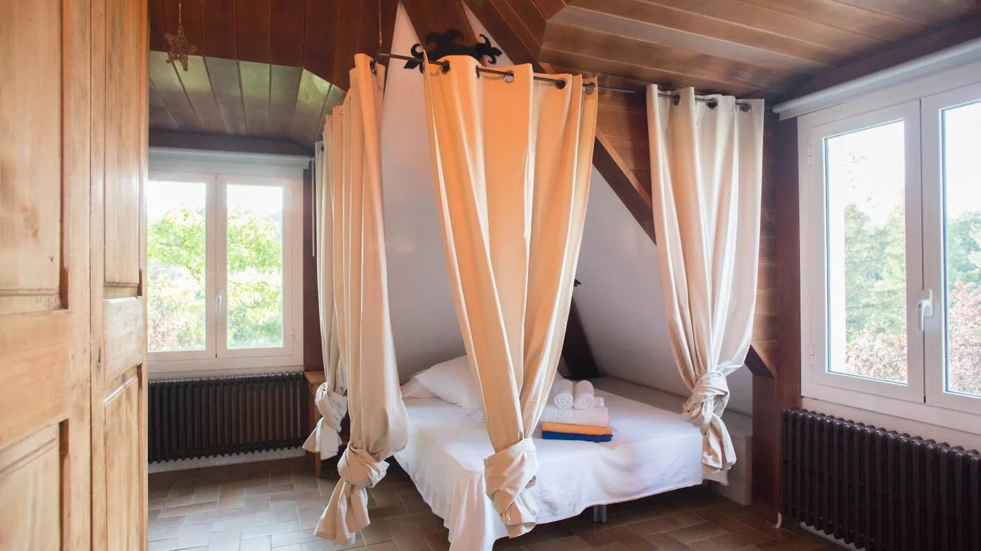 Attic Dels Sentits Hotel Perafita Holiday park
