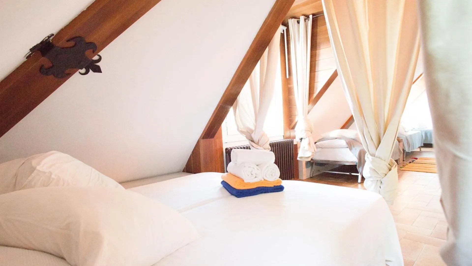 Attic Dels Sentits Hotel Perafita 0*,  Spain