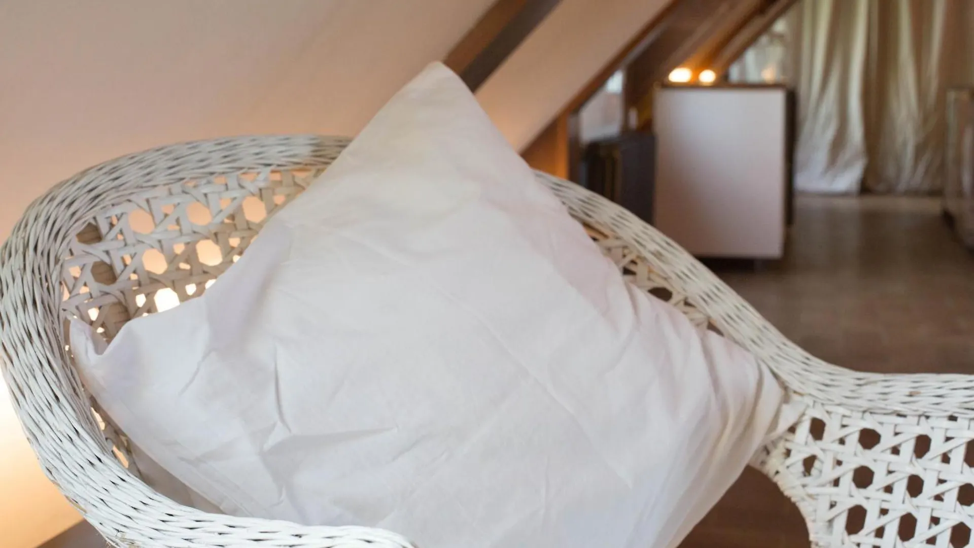 Attic Dels Sentits Hotel Perafita 0*,  Spanje
